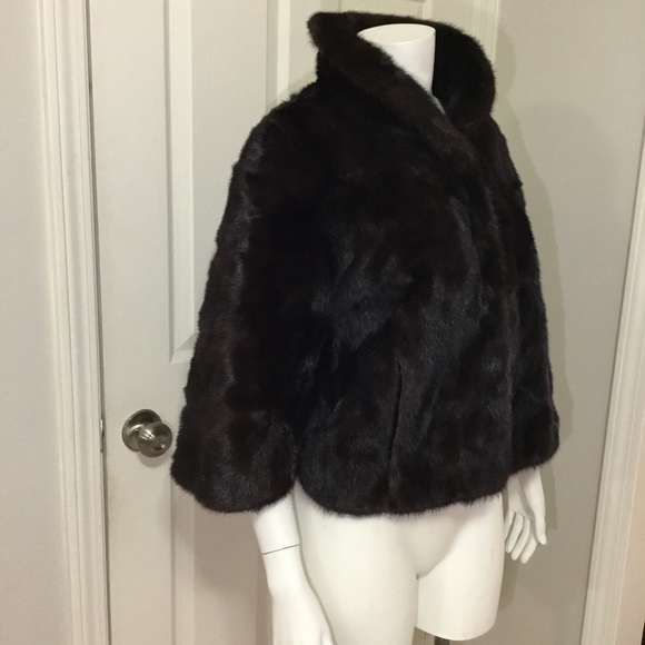 Mink jacket/cape - Picture 10 of 16